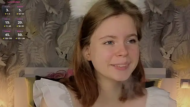 JulietteRain online show from 10-10-25, 05:25