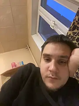 Snapshot of Bear_Beer130 chatting on 02-12-26, 03:12 Bear Beer130 online show from 02-12-26, 03:12