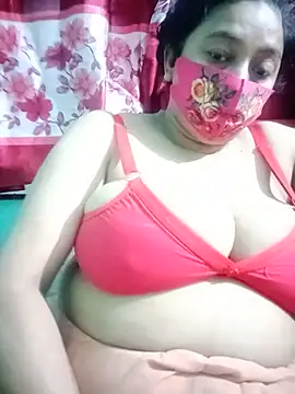 Snapshot of jenyfer709 chatting on 05-16-26, 11:37 jenyfer709 online show from 05-16-26, 11:37