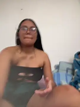 Snapshot of burbuja02 chatting on 03-03-26, 04:25 burbuja02 online show from 03-03-26, 04:25