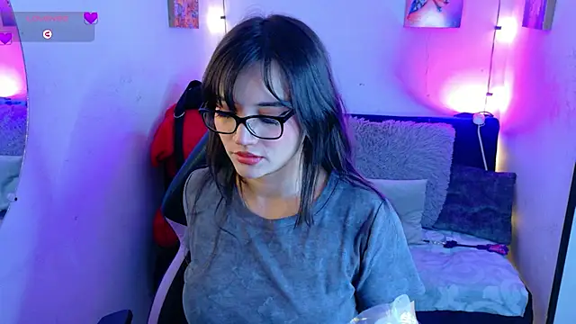 MiaVelvetDoll online show from 10-06-25, 01:23