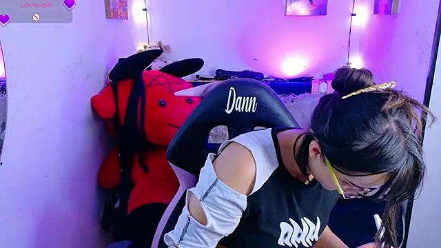 MiaVelvetDoll online show from 09-23-25, 01:40