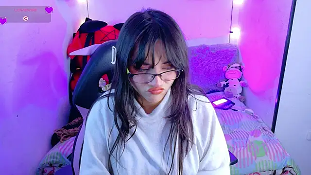 MiaVelvetDoll online show from 10-01-25, 02:10