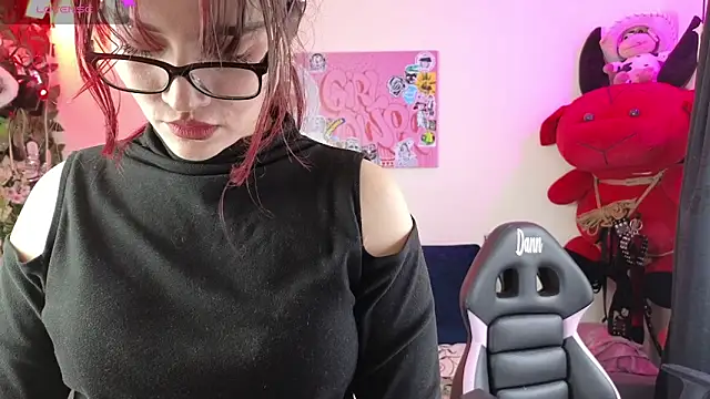 MiaVelvetDoll online show from 03-23-26, 02:17