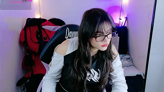 MiaVelvetDoll online show from 11-13-25, 01:15