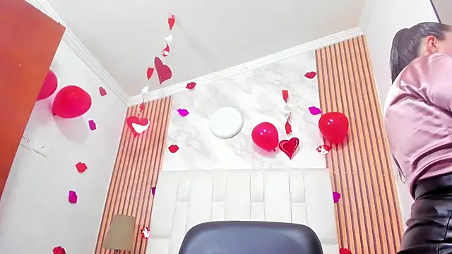 CharlotteSchmidtt online show from 02-20-26, 11:34