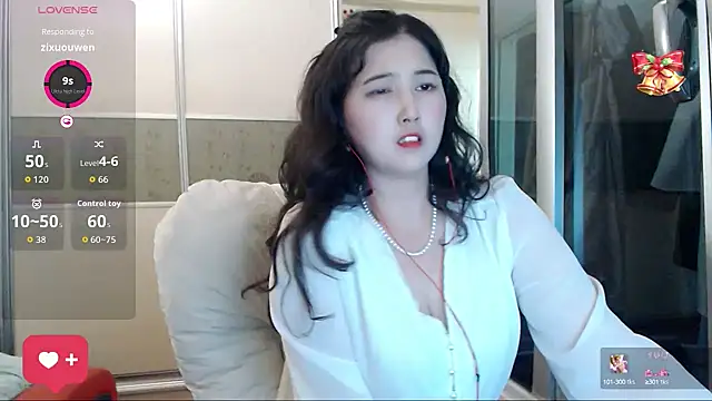 Snapshot of xx9938 chatting on 09-10-25, 01:10 xx9938 online show from 09-10-25, 01:10