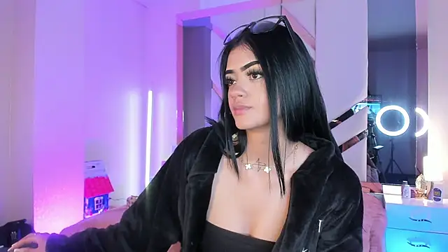 EmmaStonns online show from 01-13-26, 01:04