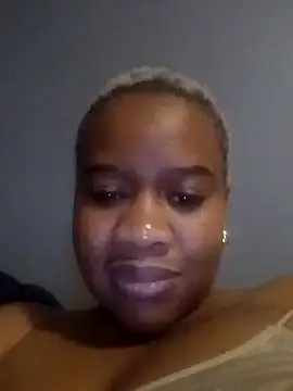 SEXYHUGEASS21 online show from 05-17-26, 05:13