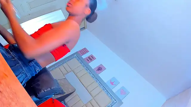 Snapshot of EbonyWildYou chatting on 09-17-25, 01:24 EbonyWildYou online show from 09-17-25, 01:24