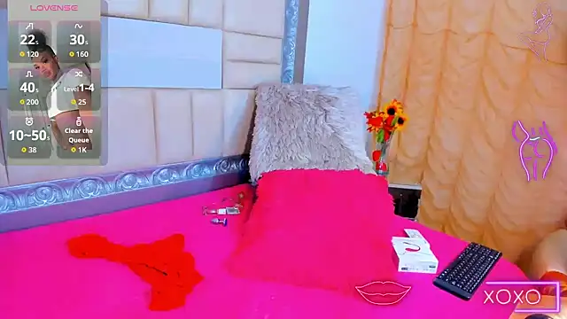 Snapshot of EbonyWildYou chatting on 09-30-25, 01:55 EbonyWildYou online show from 09-30-25, 01:55