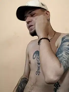 Juuaanp3 online show from 04-23-26, 12:29