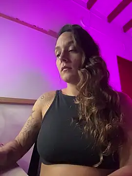 Sophia House  online show from 11-11-25, 01:44