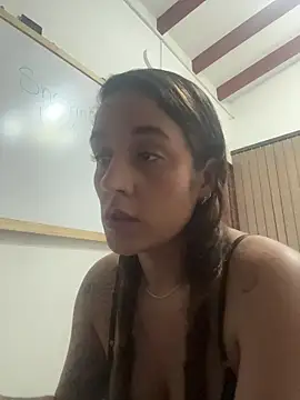 Sophia House  online show from 11-01-25, 10:47