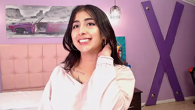 Snapshot of Dulciinea_07_ chatting on 10-14-25, 03:18 Dulciinea 07 online show from 10-14-25, 03:18