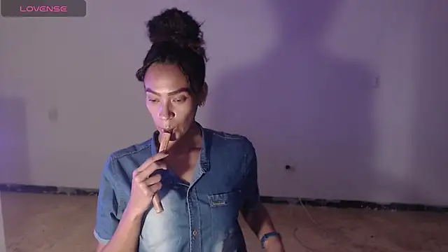 DonnaDidiamantti online show from 10-02-25, 07:39