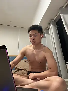 Snapshot of jensenyep chatting on 11-14-25, 06:44 jensenyep online show from 11-14-25, 06:44