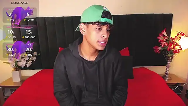 jhos padill online show from 10-13-25, 01:45