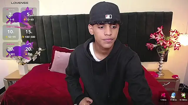 jhos padill online show from 10-28-25, 01:10