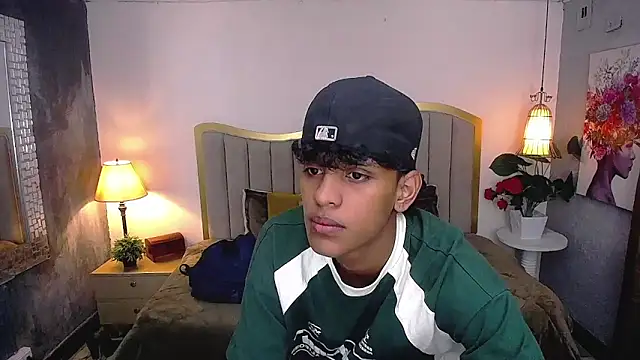 jhos padill online show from 12-22-25, 01:33