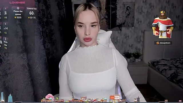 KiraKrox online show from 10-24-25, 07:35