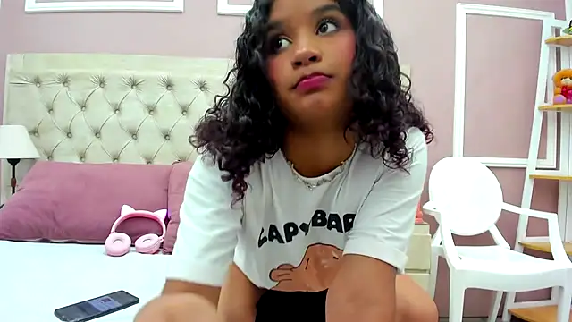 merlyaluna online show from 09-18-25, 09:18