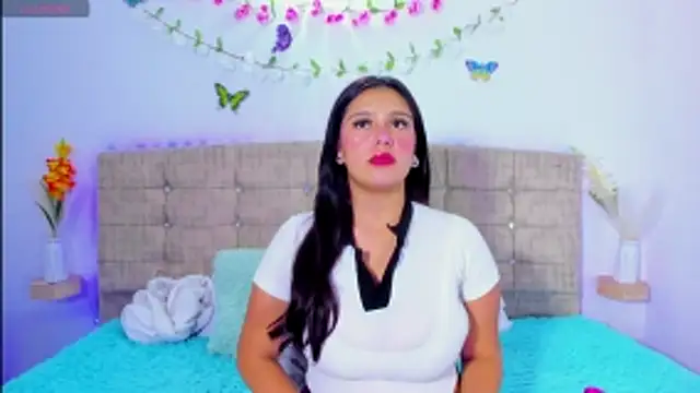 Snapshot of Electra__moon chatting on 02-12-26, 04:23 Electra moon online show from 02-12-26, 04:23