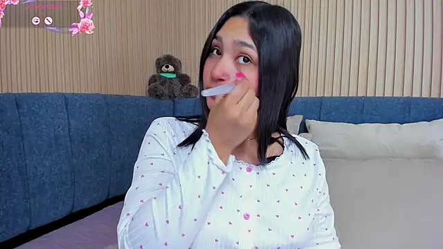 angel ponce online show from 12-15-25, 07:09