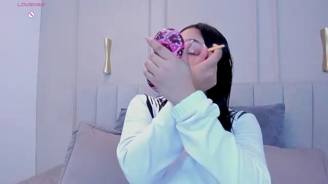 Snapshot of angel_ponce chatting on 02-01-26, 12:14 angel ponce online show from 02-01-26, 12:14