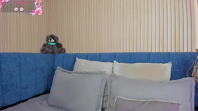 angel ponce online show from 12-17-25, 07:30