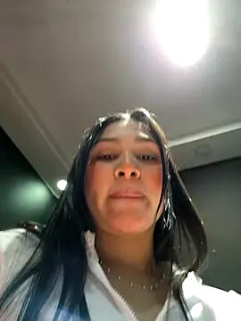 Snapshot of angel_ponce chatting on 07-20-26, 02:19 angel ponce online show from 07-20-26, 02:19