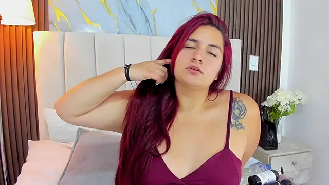 Victoria Guzman online show from 05-22-26, 05:11