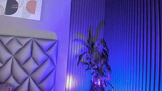 Kitty Dollyy online show from 11-12-25, 09:07