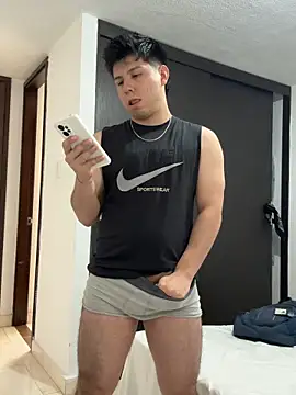 Snapshot of Axel_es chatting on 02-09-26, 08:18 Axel es online show from 02-09-26, 08:18