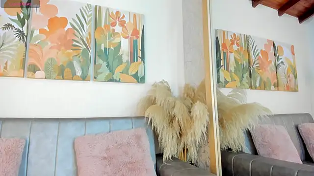 Snapshot of Celeste-Evanns chatting on 11-28-25, 04:29 Celeste-Evanns online show from 11-28-25, 04:29