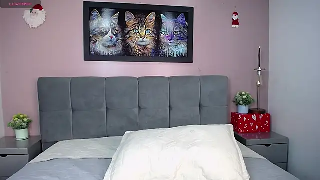 tiiny emilly online show from 12-02-25, 08:10