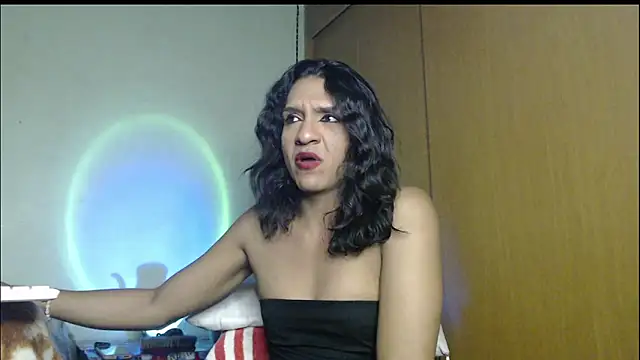 Galgadot3 online show from 12-15-25, 03:12