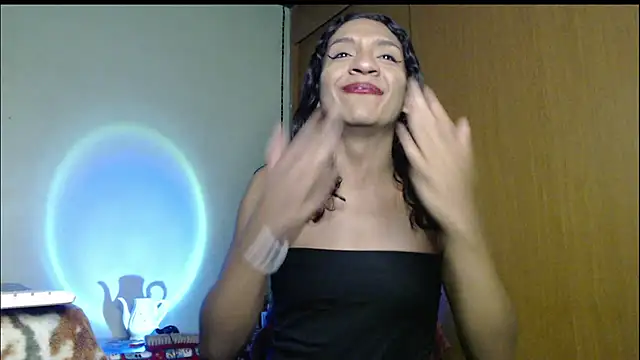 Galgadot3 online show from 12-16-25, 01:54