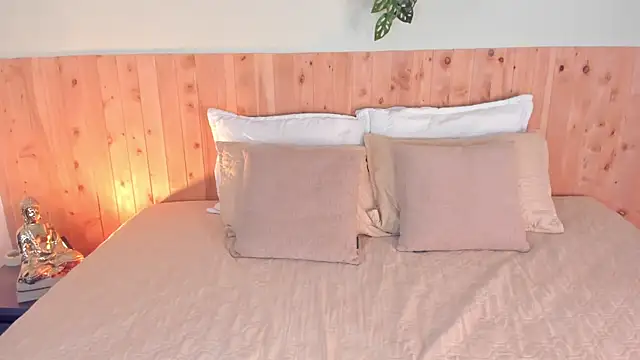 Snapshot of CloehSmiith chatting on 03-16-26, 11:58 CloehSmiith online show from 03-16-26, 11:58