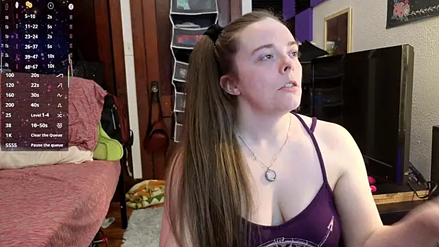 Snapshot of BrandyMyst chatting on 06-05-26, 02:38 BrandyMyst online show from 06-05-26, 02:38