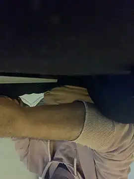 BurcuMertizmir online show from 11-07-25, 10:46