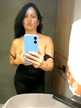 Ternura Prohibida online show from 11-01-25, 03:02