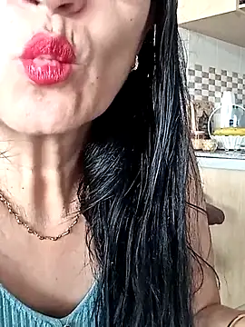 Ternura Prohibida online show from 11-13-25, 05:17