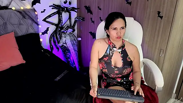 Snapshot of Ternura_Prohibida chatting on 10-18-25, 09:17 Ternura Prohibida online show from 10-18-25, 09:17