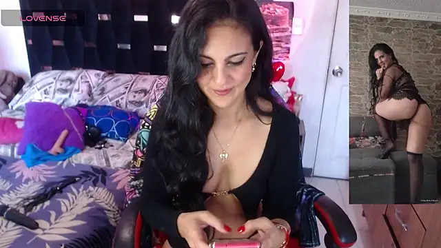 Snapshot of BasmaHernandez chatting on 06-01-26, 01:11 BasmaHernandez online show from 06-01-26, 01:11