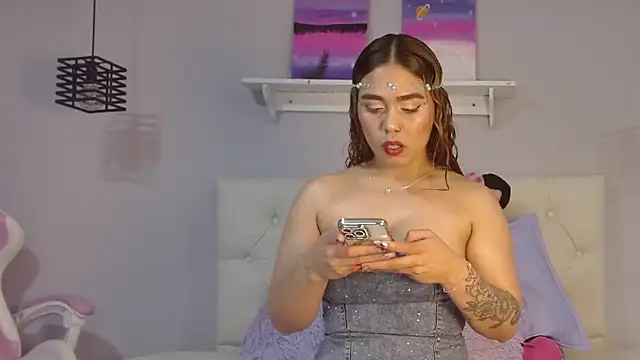 Snapshot of _Aiitanaa_ chatting on 10-12-25, 04:58  Aiitanaa  online show from 10-12-25, 04:58