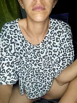 lucerocutte online show from 10-25-25, 02:44