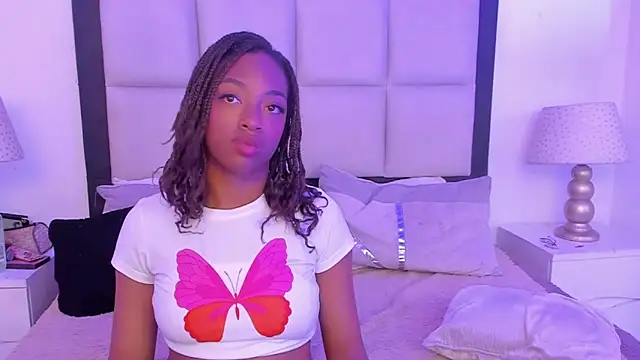 Snapshot of ElisabettaMonroy chatting on 02-02-26, 08:08 ElisabettaMonroy online show from 02-02-26, 08:08