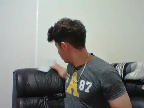 Maxtaylor18 online show from 11-13-25, 04:49