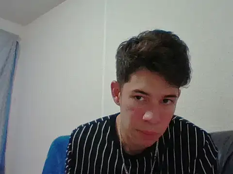 Maxtaylor18 online show from 11-06-25, 11:53